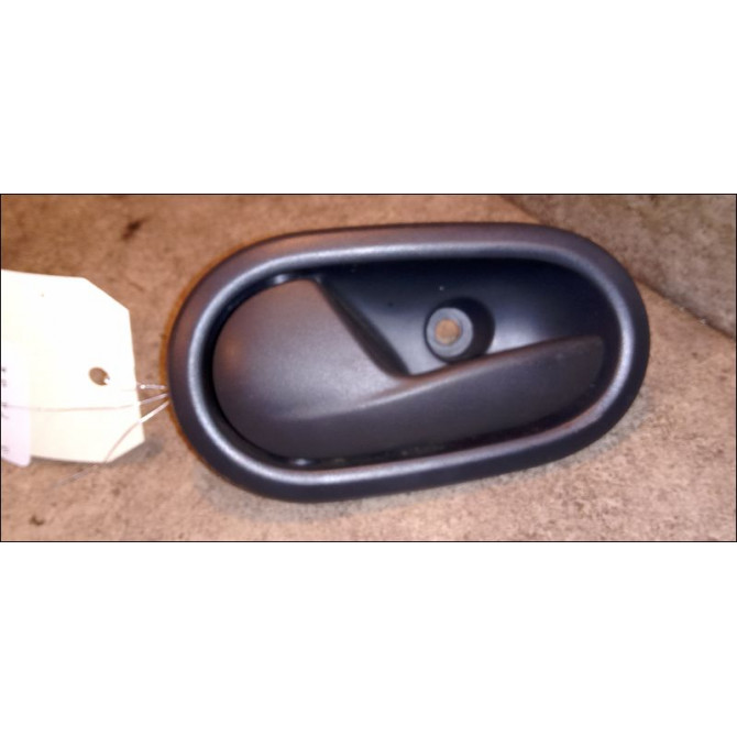 Poignee int porte arg occasion DACIA SANDERO II Phase 1 10-2012->... 1.0i 75ch 806717698R 1