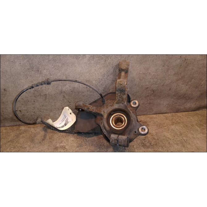 Moyeu avg occasion RENAULT TWINGO II Phase 1 06-2007->11-2011 1.5 DCI 75ch 7701207677 2