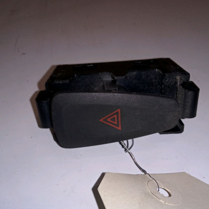 Bouton de warning occasion DACIA SANDERO II Phase 1 10-2012->... 1.2i 75ch 252908988R 1