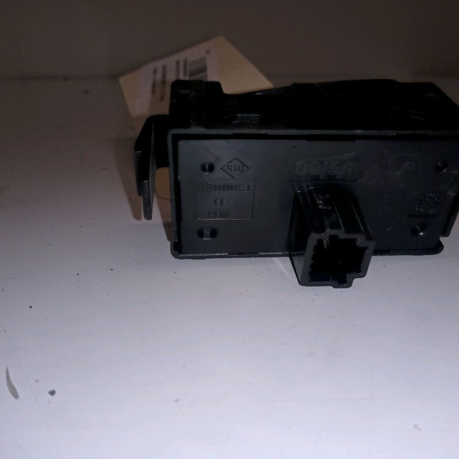 Bouton de warning occasion DACIA SANDERO II Phase 1 10-2012->... 1.2i 75ch 252908988R 2