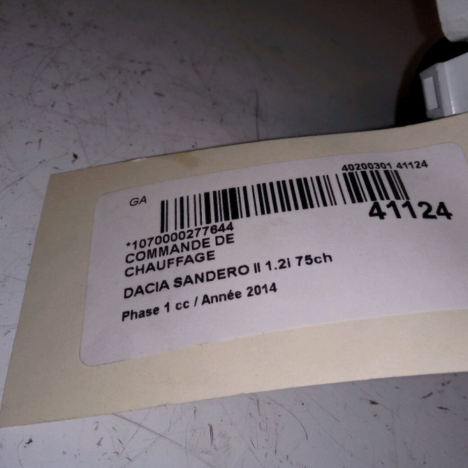 Commande de chauffage occasion DACIA SANDERO II Phase 1 10-2012->... 1.2i 75ch 275100056R 3
