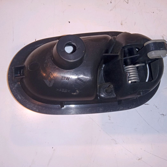 Poignee int porte avg occasion DACIA SANDERO II Phase 1 10-2012->... 0.9 TCE 90ch 806717698R 1