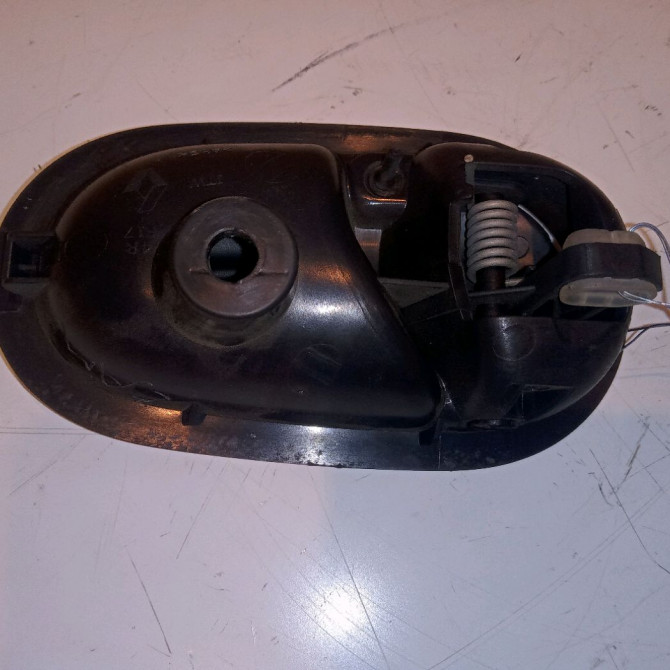 Poignee int porte avd occasion DACIA SANDERO II Phase 1 10-2012->... 0.9 TCE 90ch 826721919R 1