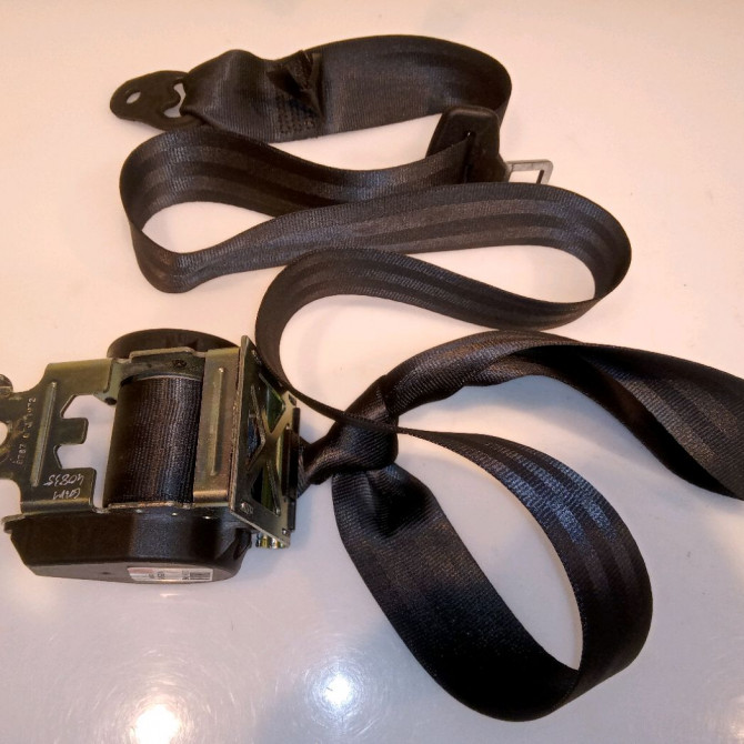 Ceinture arrière gauche occasion DACIA SANDERO II Phase 1 10-2012->... 1.2i 75ch 888416959R 2