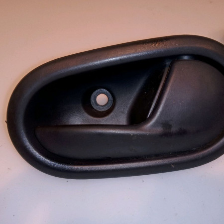 Poignee int porte avd occasion DACIA SANDERO II Phase 1 10-2012->... 1.2i 75ch 826721919R