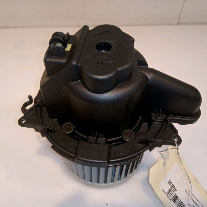 Ventilateur de chauffage occasion DACIA SANDERO II Phase 1 10-2012->... 1.2i 75ch 272107379R 2