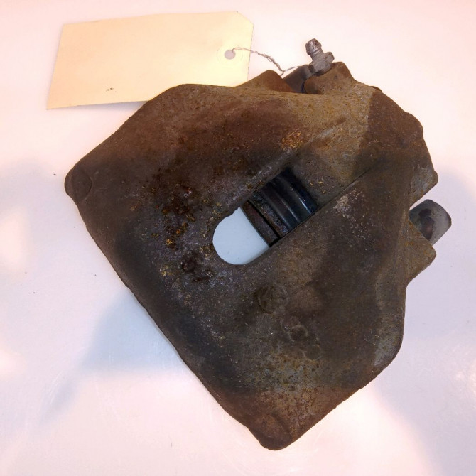 Etrier de frein avant gauche occasion AUDI A4 II 2