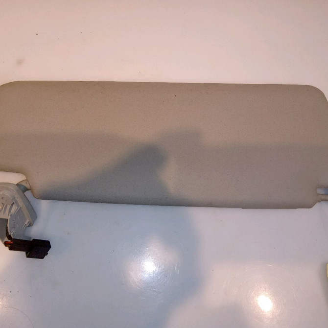 Pare-soleil gauche occasion SEAT LEON II Phase 1 09-2005->05-2009 2.0 TDi 170ch 5P0857551P2F4 2