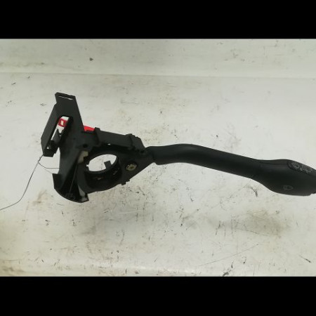 Commande essuie glace occasion VOLKSWAGEN POLO III Phase 2 11-1999->12-2001 1.4 6N0953519B01C