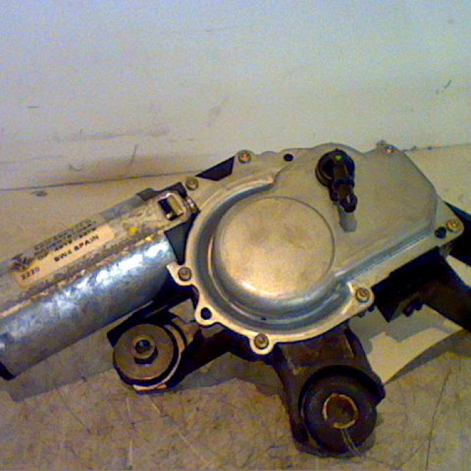 Moteur essuie-glace arrière occasion VOLKSWAGEN POLO III Phase 2 11-1999->12-2001 1.4 6X0955711F 2