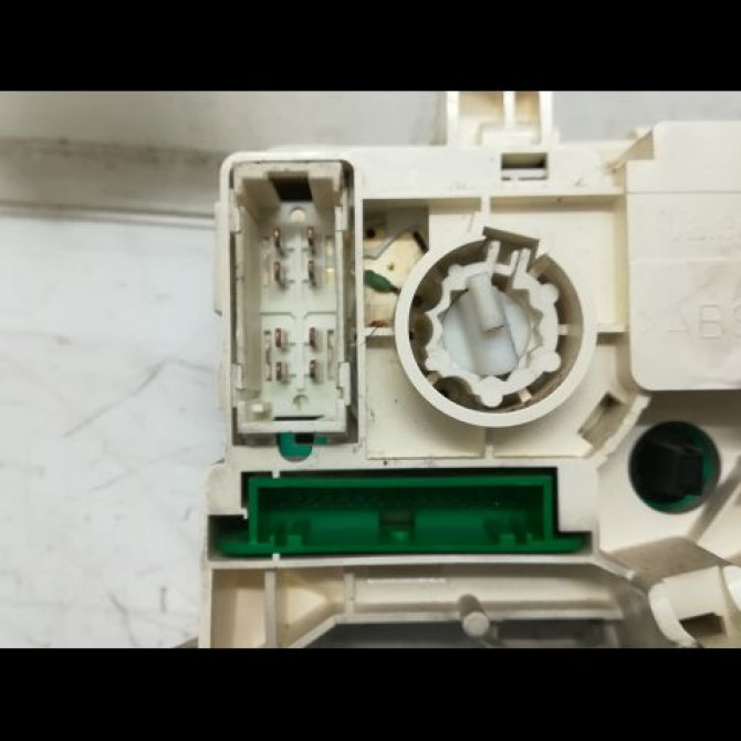 Commande de chauffage occasion RENAULT CLIO II Phase 2 06-2001->07-2006 1.5 DCI 65ch 3