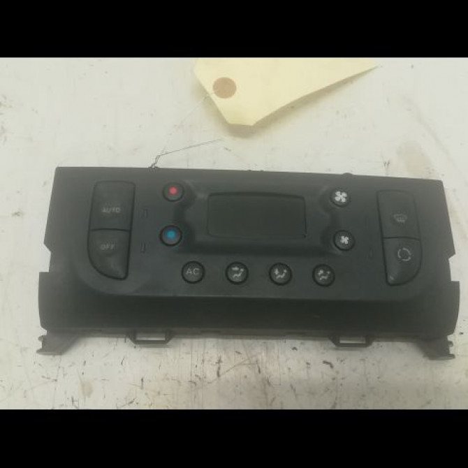 Commande de chauffage occasion RENAULT CLIO II Phase 2 06-2001->07-2006 1.5 DCI 80ch 1