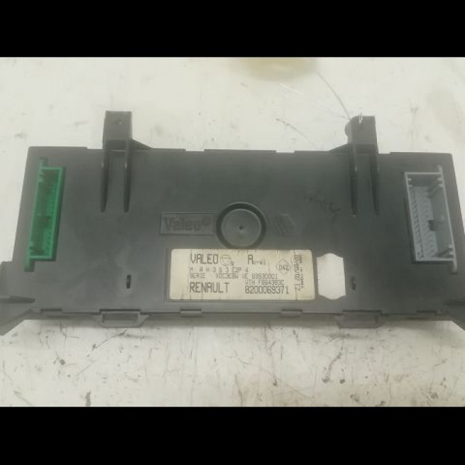 Commande de chauffage occasion RENAULT CLIO II Phase 2 06-2001->07-2006 1.5 DCI 80ch 2