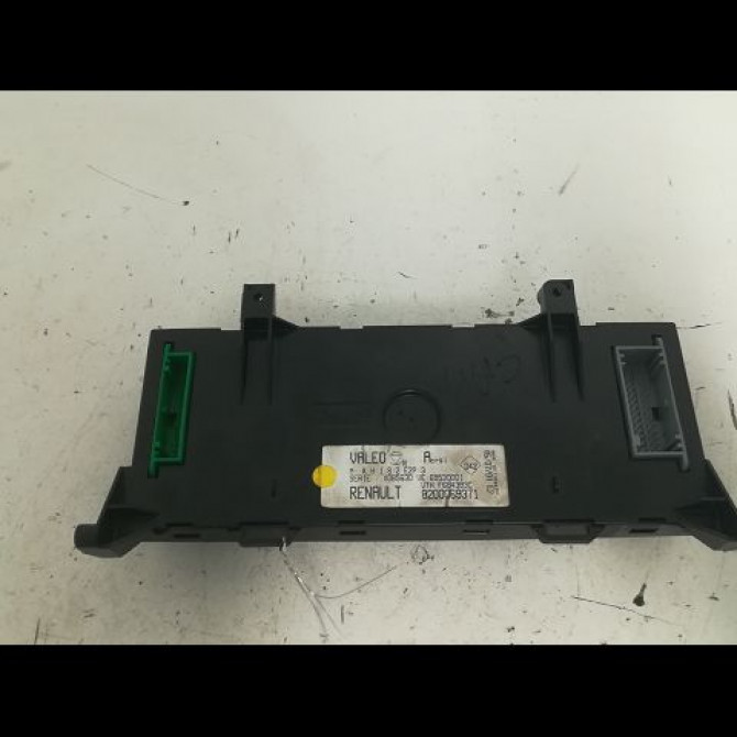 Commande de chauffage occasion RENAULT CLIO II Phase 2 06-2001->07-2006 1.4 16v 2