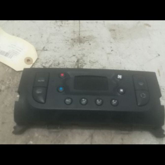 Commande de chauffage occasion RENAULT CLIO II Phase 2 06-2001->07-2006 1.5 DCI 80ch 1