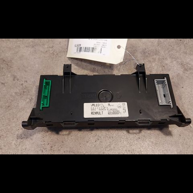Commande de chauffage occasion RENAULT CLIO II Phase 2 06-2001->07-2006 1.4i 16v 2