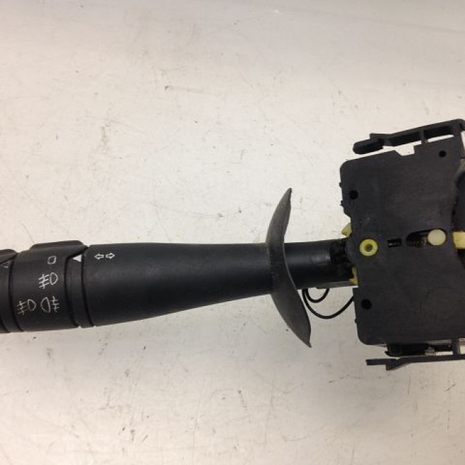 Commande clignotant occasion RENAULT LAGUNA II Phase 1 11-2000->03-2005 7701059356 1