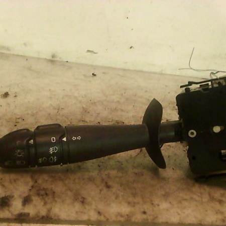 Commande clignotant occasion RENAULT ESPACE IV Phase 1 09-2002->03-2006 2.2 DCI 7701059356