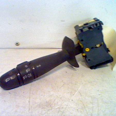 Commande clignotant occasion RENAULT ESPACE IV Phase 1 09-2002->03-2006 2.2 DCI 8200012244
