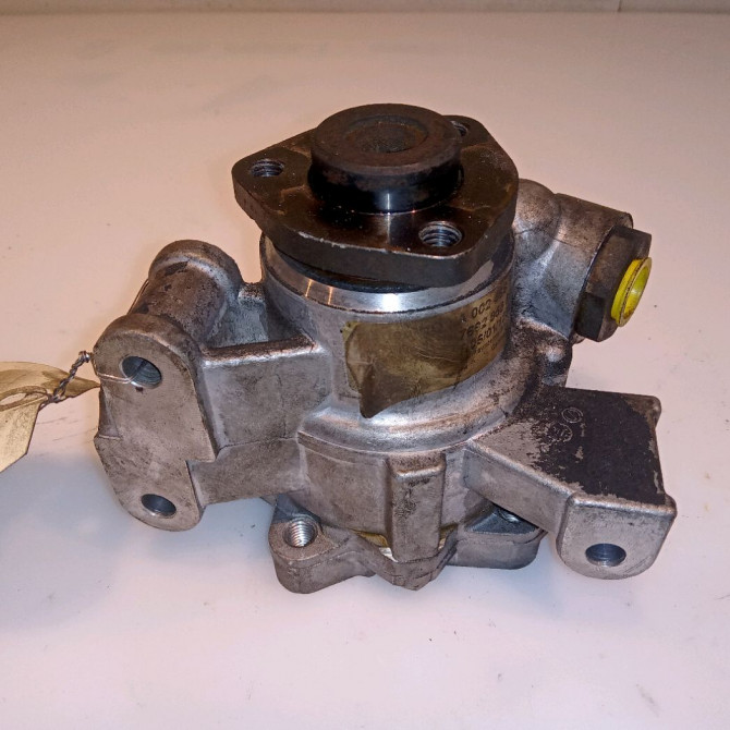 Pompe direction assistee occasion MERCEDES CLASSE C II Phase 1 05-2000->03-2004 C 220 CDI 24669501 4