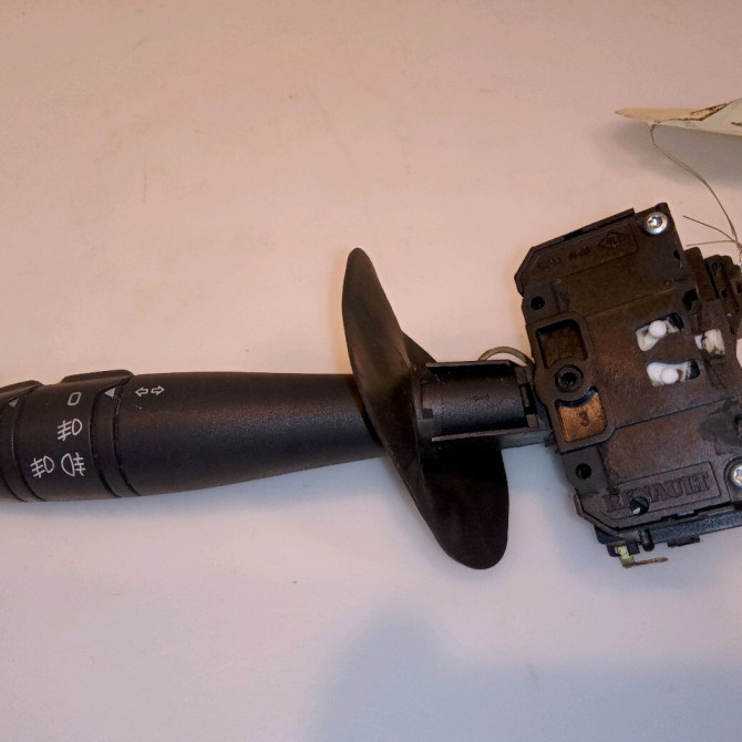 Commande clignotant occasion RENAULT CLIO II Phase 2 06-2001->07-2006 1.5 DCI 65ch 1