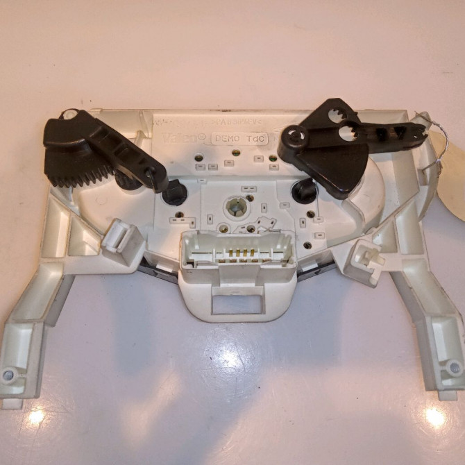 Commande de chauffage occasion OPEL VIVARO I Phase 1 10-2002->08-2006 93198830 2