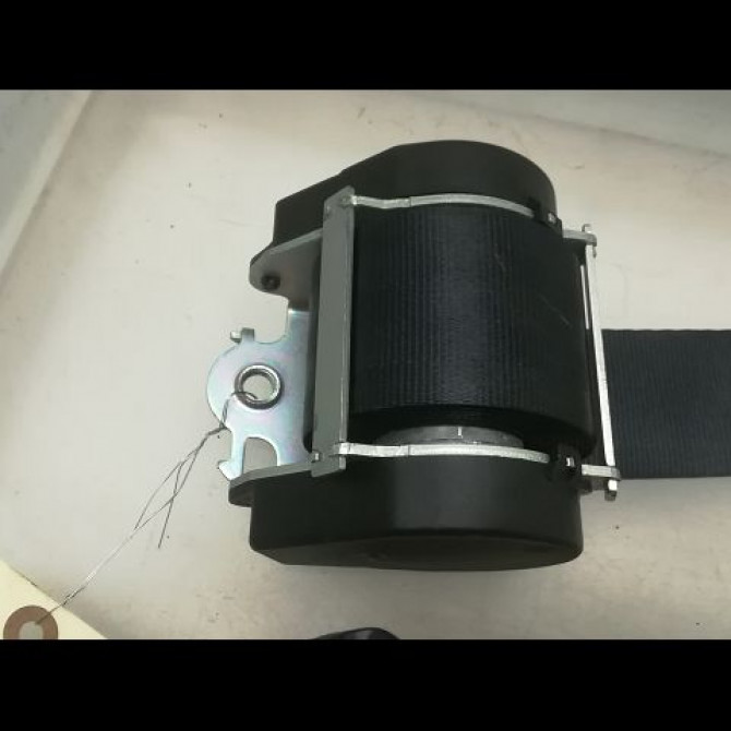 Ceinture arrière gauche occasion PEUGEOT 207 Phase 1 04-2006->06-2013 1.6 HDI 16v 90ch 8975XJ 2