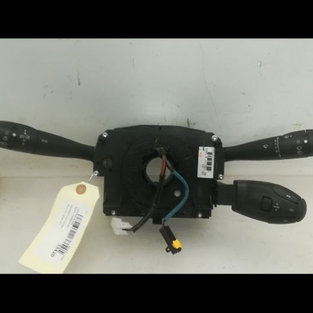 Bloc commodos occasion PEUGEOT 207 Phase 1 04-2006->06-2013 1.4 HDI 6242YP