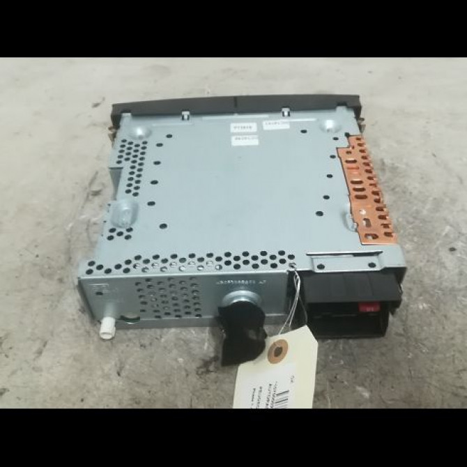 Autoradio occasion PEUGEOT 207 Phase 1 04-2006->06-2013 1.4 HDI 70ch 6564ZT 2