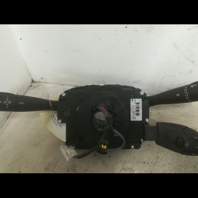 Bloc commodos occasion PEUGEOT 207 Phase 1 04-2006->06-2013 1.4 HDI 70ch 6242YP 1