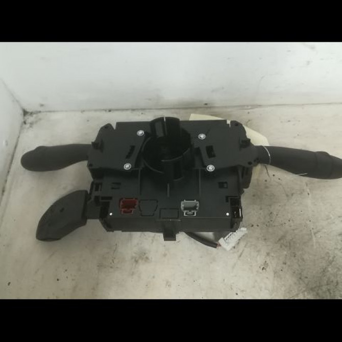 Bloc commodos occasion PEUGEOT 207 Phase 1 04-2006->06-2013 1.4 HDI 70ch 6242YP 4