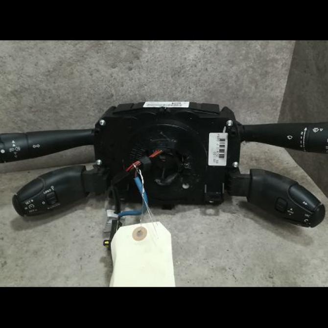 Bloc commodos occasion PEUGEOT 207 Phase 1 04-2006->06-2013 1.4 VTI 16v 95ch 6242YP 1