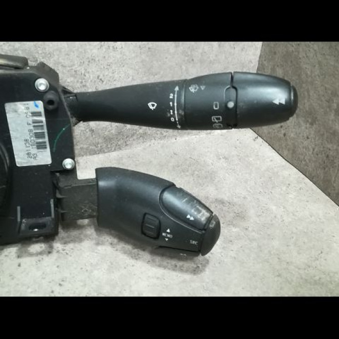 Bloc commodos occasion PEUGEOT 207 Phase 1 04-2006->06-2013 1.6 HDI 16v 90ch 2