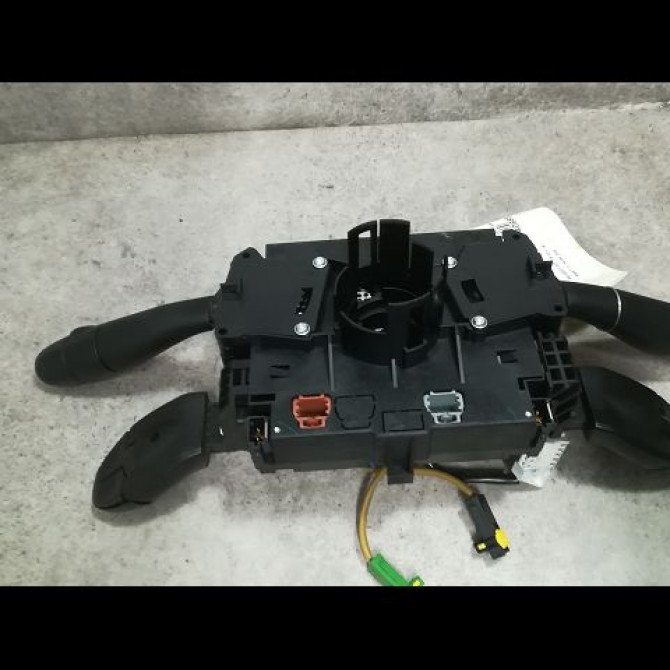 Bloc commodos occasion PEUGEOT 207 Phase 1 04-2006->06-2013 1.6 HDI 16v 90ch 4