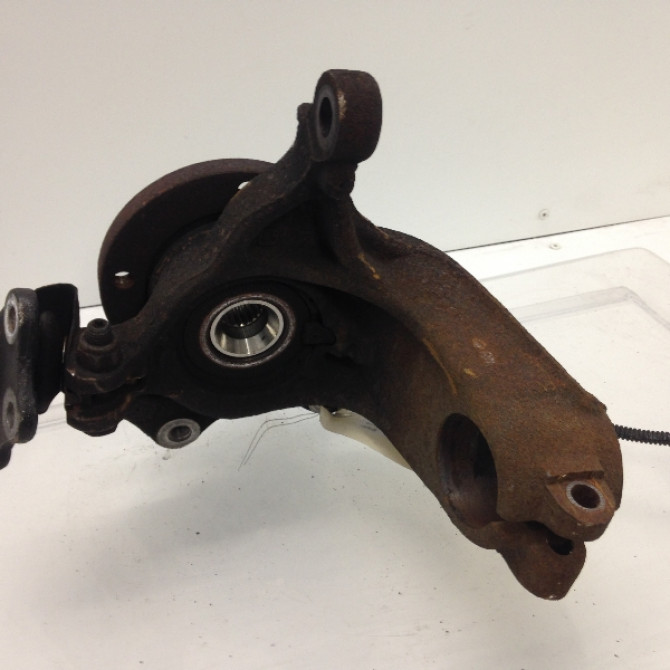 Moyeu avg occasion PEUGEOT 207 Phase 1 04-2006->06-2013 335086 3