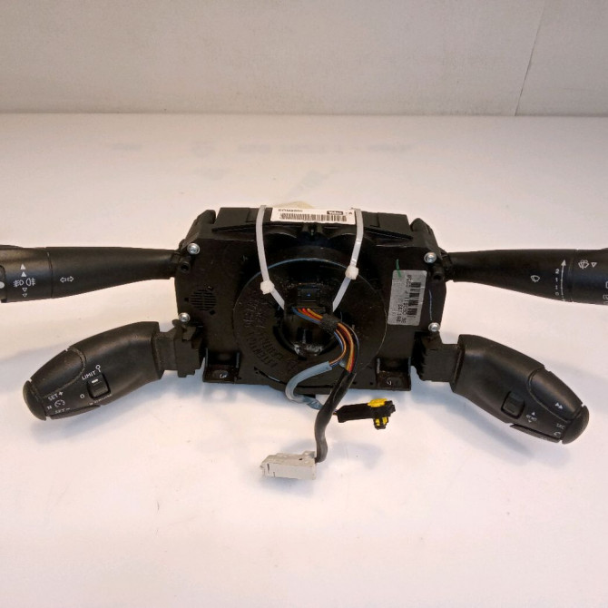 Bloc commodos occasion PEUGEOT 207 Phase 1 04-2006->06-2013 1.4 HDI 70ch 6242YP 1