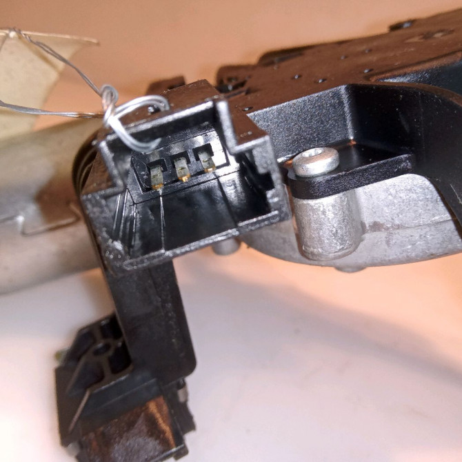 Moteur essuie-glace arrière occasion PEUGEOT 207 Phase 1 04-2006->06-2013 1.6 HDI 8v 92ch 3