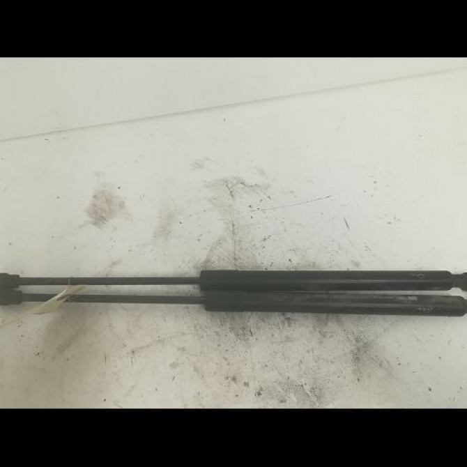 Verin droit hayon occasion RENAULT CLIO IV Phase 1 07-2012->... 1.5 DCI 90ch 844308661R 1