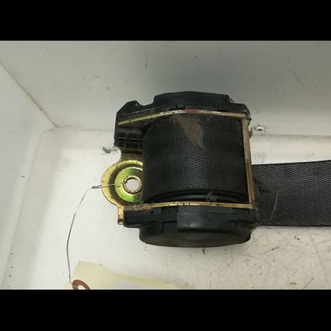 Ceinture avant gauche occasion OPEL CORSA I Phase 1 01-1985->06-1990 1.0i 13122391 2