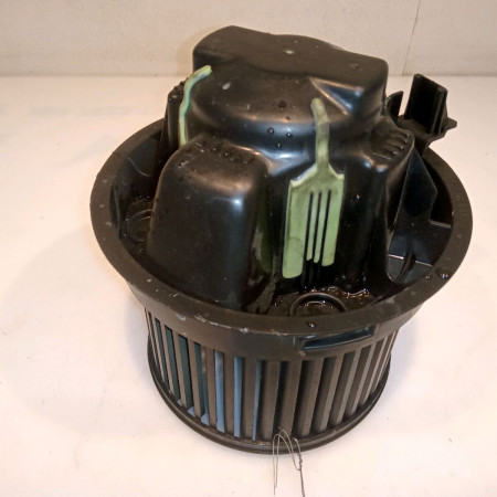 Ventilateur de chauffage occasion PEUGEOT 207 Phase 1 04-2006->06-2013 1.6 HDI 8v 92ch