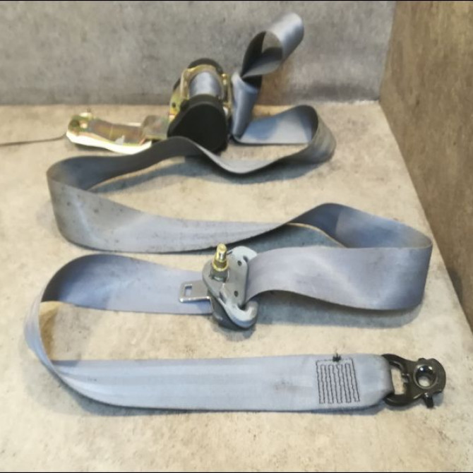 Ceinture avant droite occasion RENAULT MEGANE I Phase 2 03-1999->06-2003 1.4 16v 7700430618 1