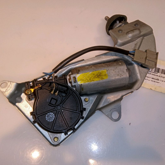Moteur essuie-glace arrière occasion RENAULT MEGANE I Phase 2 03-1999->06-2003 1.4i 16v 8200028554 1