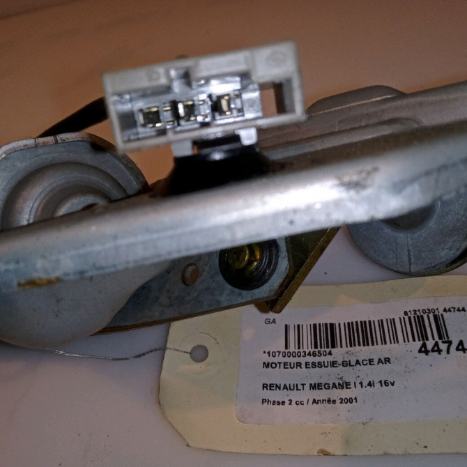 Moteur essuie-glace arrière occasion RENAULT MEGANE I Phase 2 03-1999->06-2003 1.4i 16v 8200028554 3