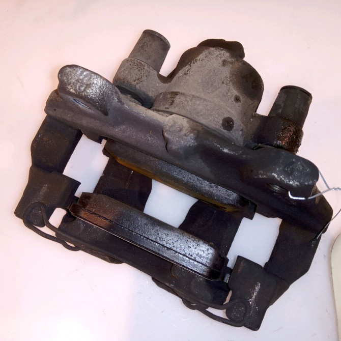 Etrier de frein avant gauche occasion RENAULT CLIO IV Phase 1 07-2012->... 1.5 DCI 90ch 410118579R 2