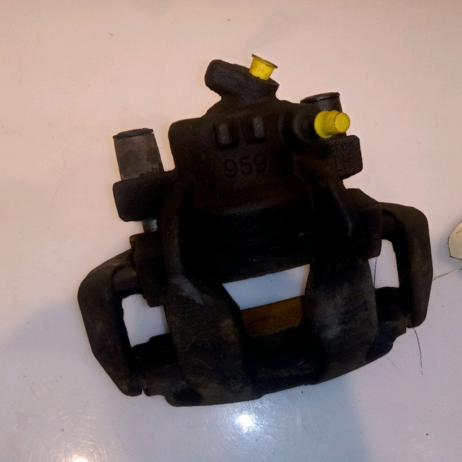 Etrier de frein avant gauche occasion RENAULT CLIO IV Phase 1 07-2012->... 1.5 DCI 90ch 410118579R 1