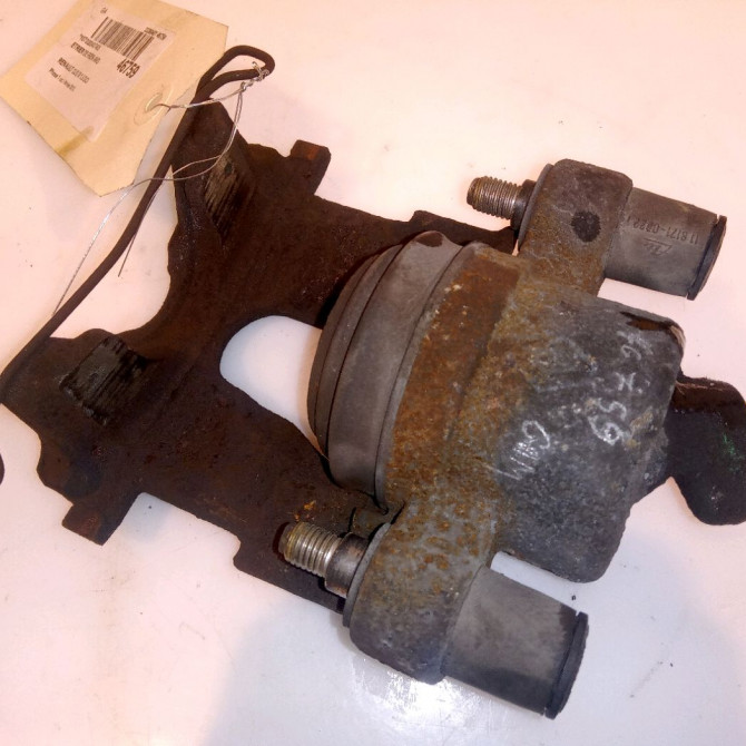 Etrier de frein avant gauche occasion RENAULT CLIO IV Phase 1 07-2012->... 1.5 DCI 90ch 410118579R 3