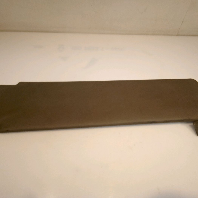 Pare-soleil droit occasion IVECO DAILLY II Phase 1 04-1995->04-1999 35-8.1 2.5D 1