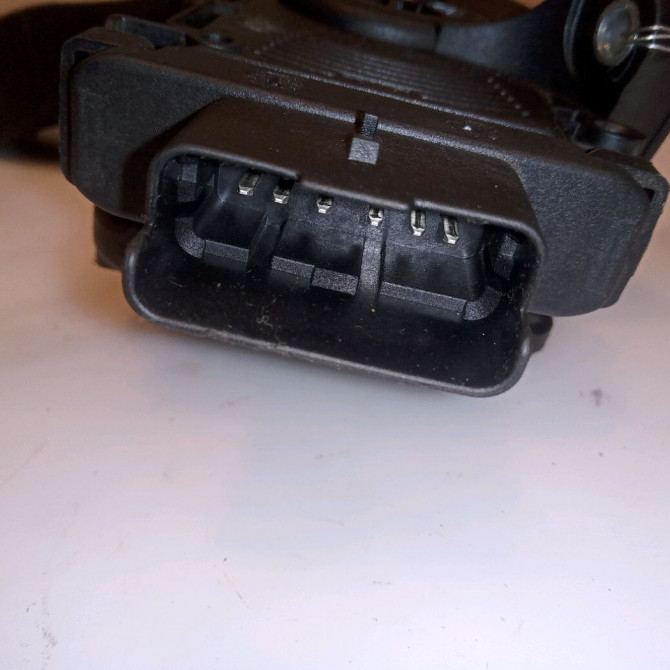 Potentiometre accelerateur occasion CITROEN C3 PICASSO Phase 2 09-2012->... 1.4 VTI 95ch 3