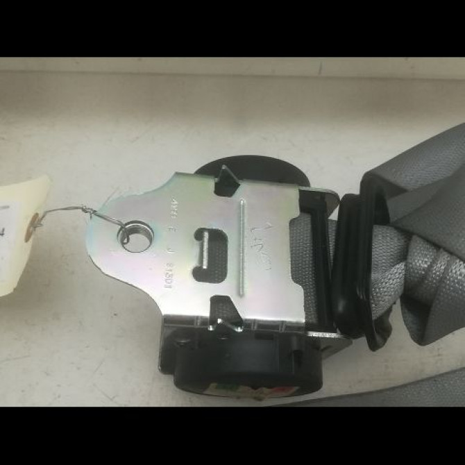 Ceinture arrière droite occasion OPEL CORSA IV Phase 1 09-2006->12-2010 1.3 CDTI 75ch 13251319 3