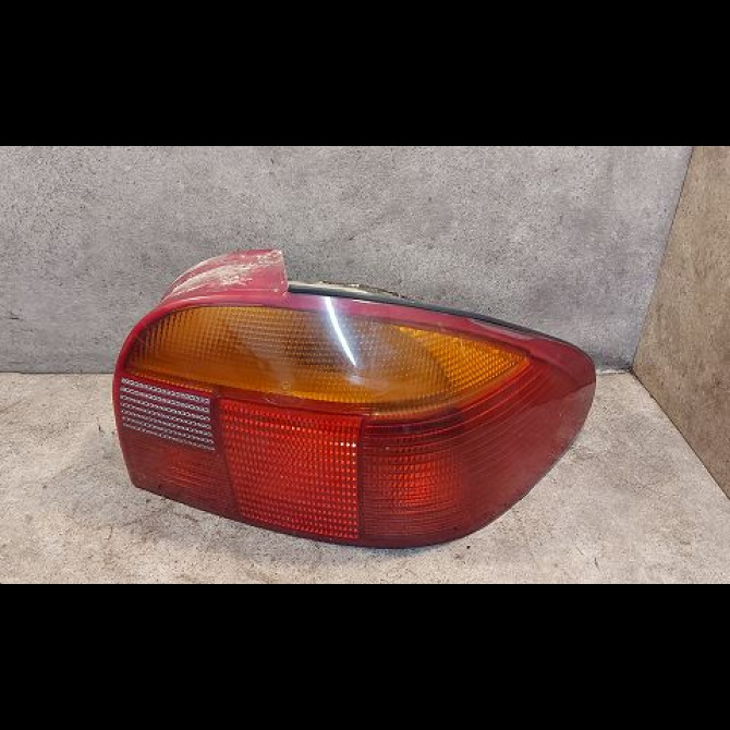 Feu arrière droit occasion FORD MONDEO I Phase 1 01-1993->09-1996 1.8 TD 1